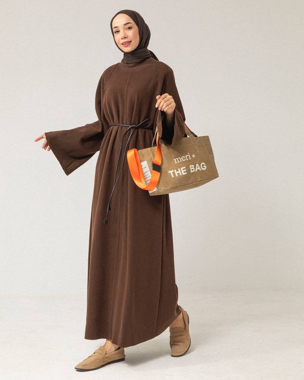 ROBE AVEC CEINTURE marron
