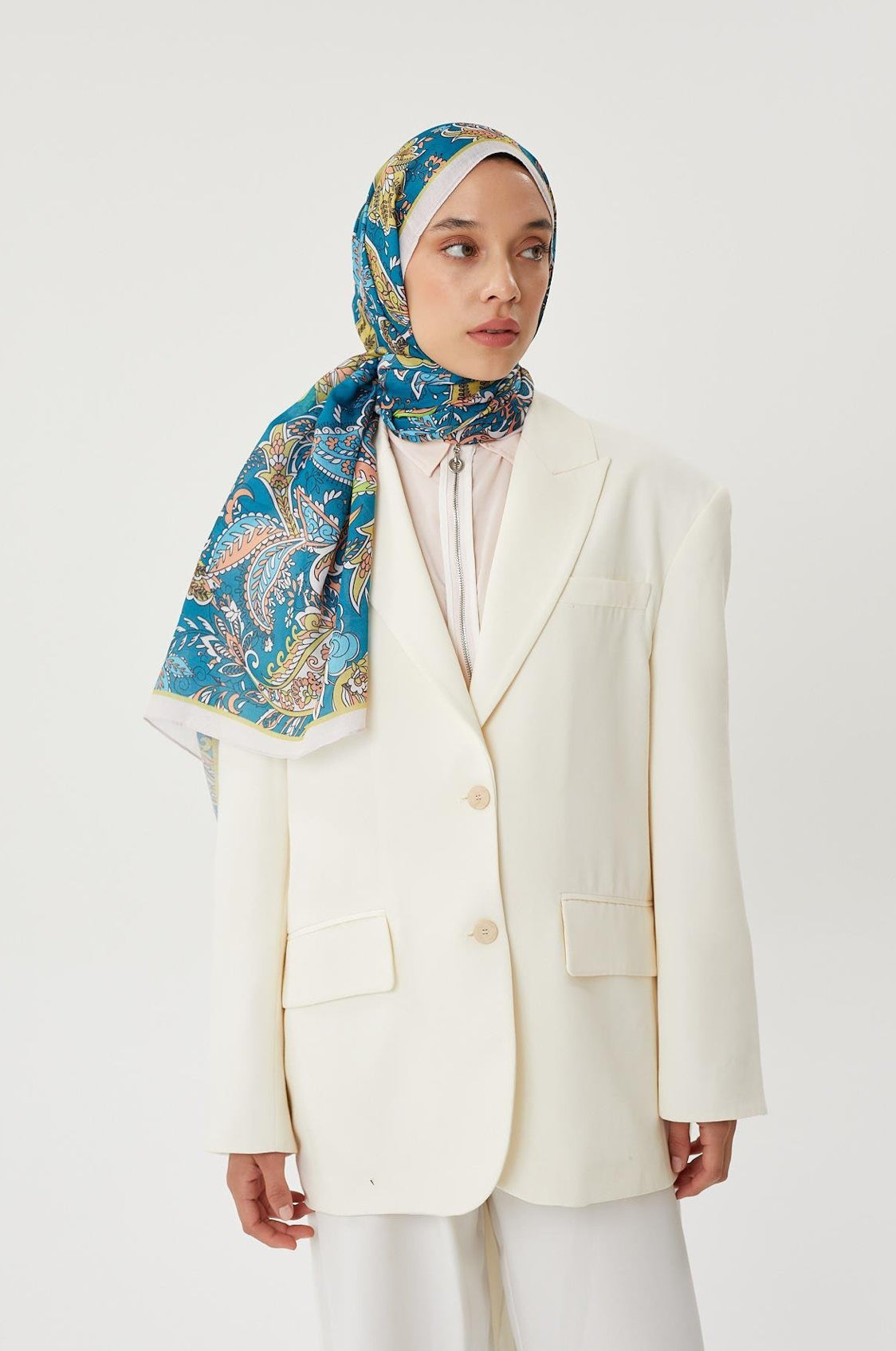 RÉTRO CHÂLE écru-bleu