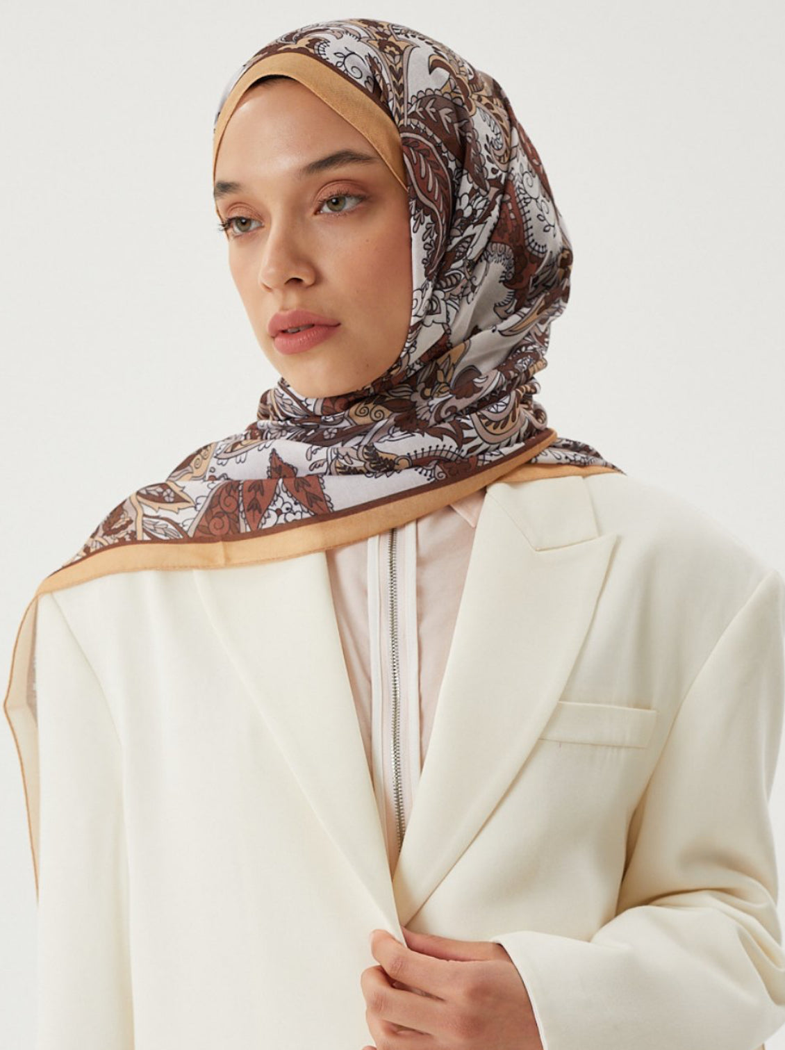 RÉTRO CHÂLE moutarde-marron