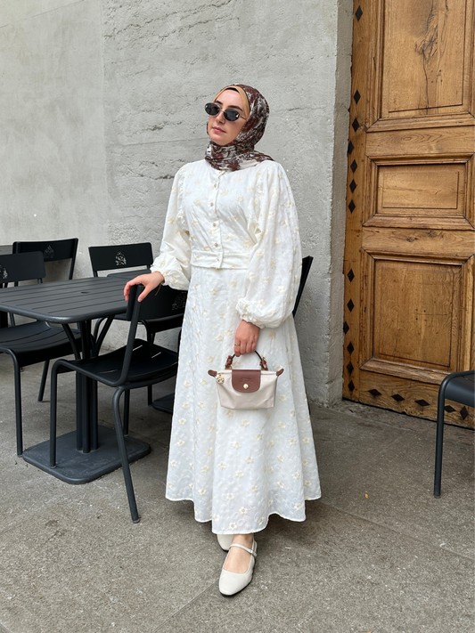 Jupe et Chemise Brodé beige