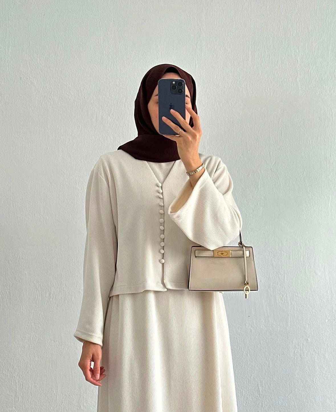 ROBE EN TRICOT AVEC GILET écru