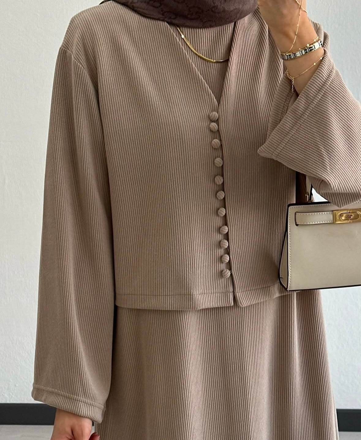 ROBE EN TRICOT AVEC GILET marron clair